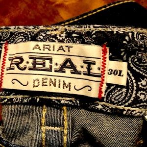 New w/o tags Ariat Ladies bootcut denim